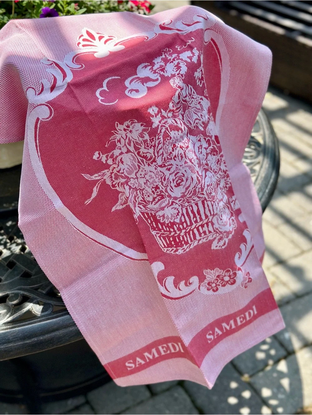 Garnier Thiebaut French Jacquard Tea Towel 22 by 32  Red Toile Cotton NWOT